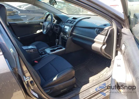 2014 Toyota Camry Se z USA, uszkodzony, nr VIN 4T1BF1FK0EU301417